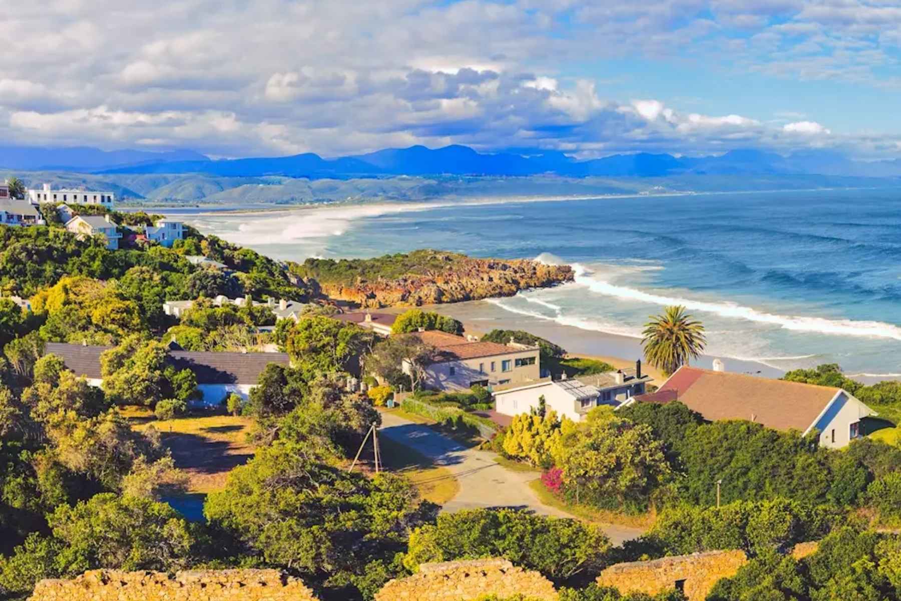 furniture removals in Plettenberg done by key moves